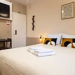 The Jolie - Apartman *