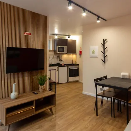 The Jolie - Apartament